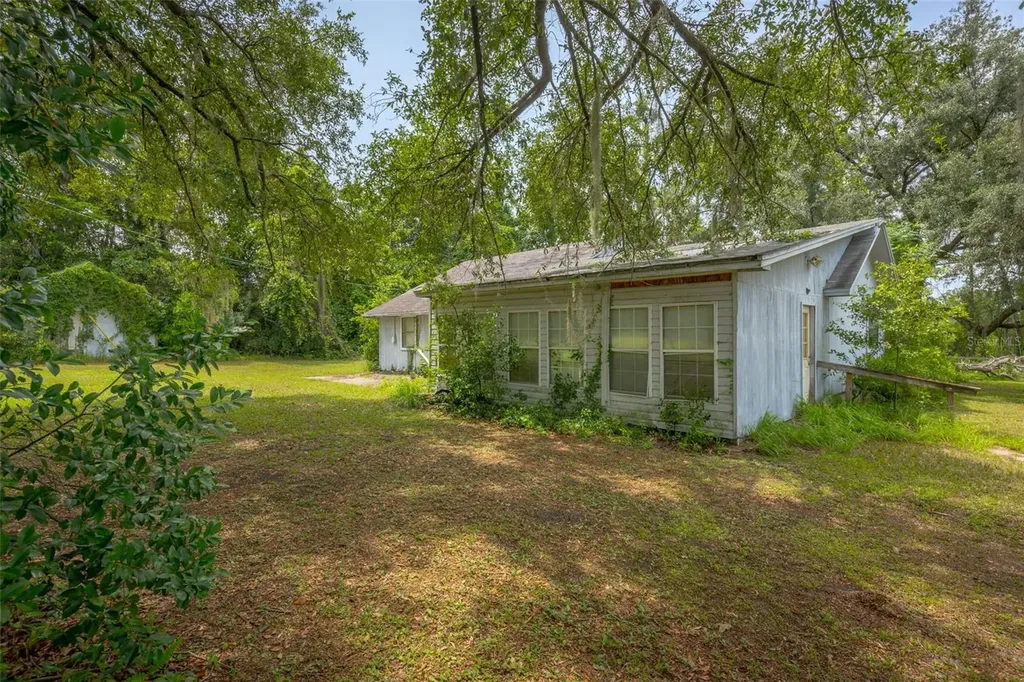 276 SW Tabernacle Glen Lake City FL 32025