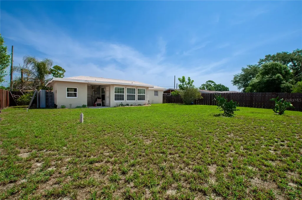 22295 Montrose Avenue Port Charlotte FL 33952