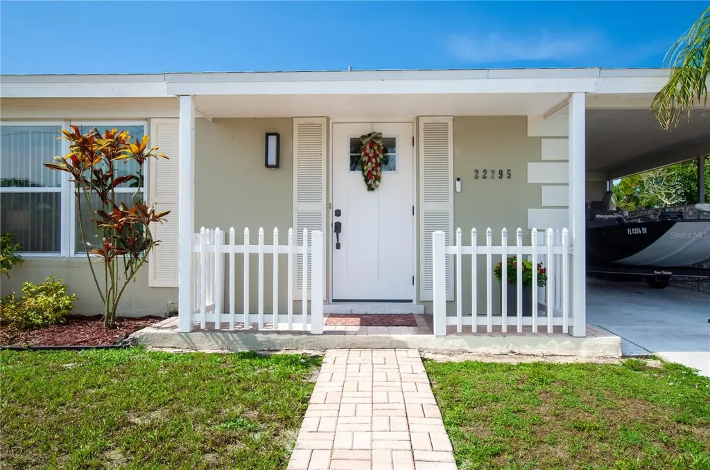 22295 Montrose Avenue Port Charlotte FL 33952