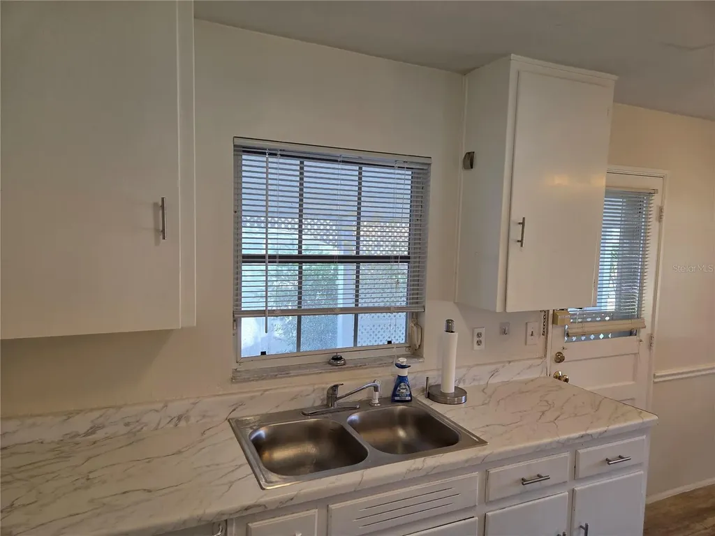 321 Wildwood Way Clearwater FL 33756