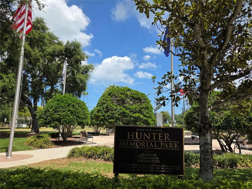 321 Wildwood Way Clearwater FL 33756