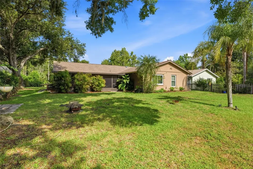 14801 Perriwinkle Place Tampa FL 33625
