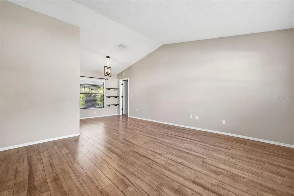 14801 Perriwinkle Place Tampa FL 33625