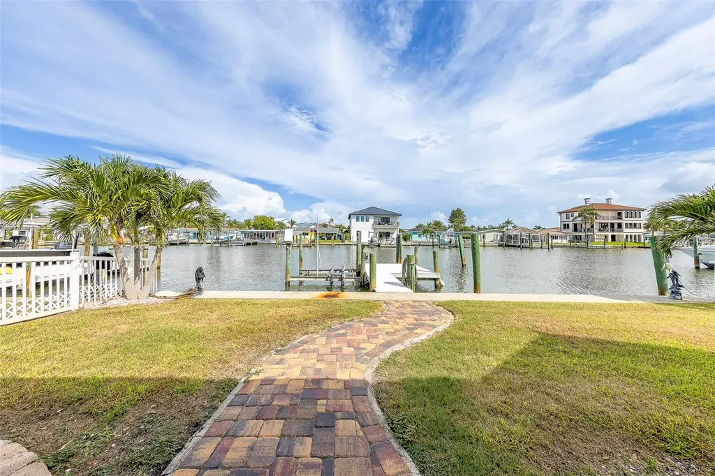 210 176th Terrace Drive E Redington Shores FL 33708