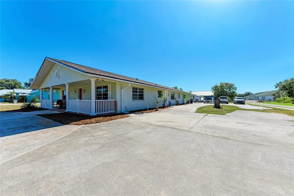 1499 17th Street W Palmetto FL 34221