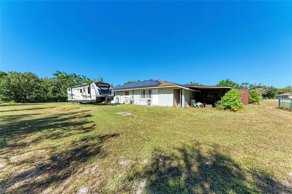 1499 17th Street W Palmetto FL 34221