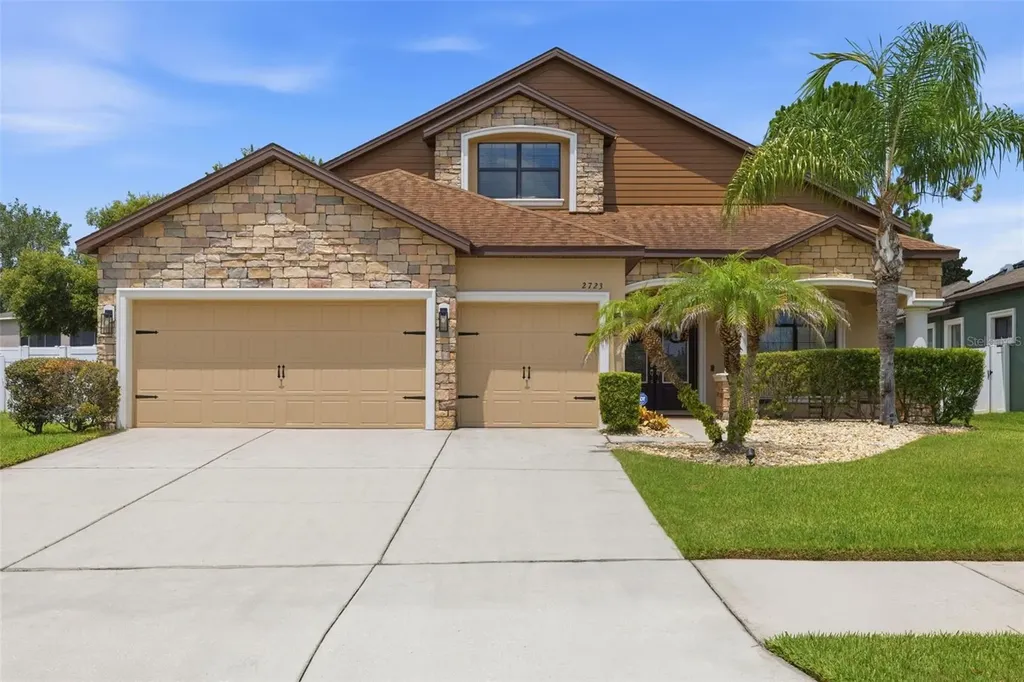 2723 Colewood Lane Dover FL 33527