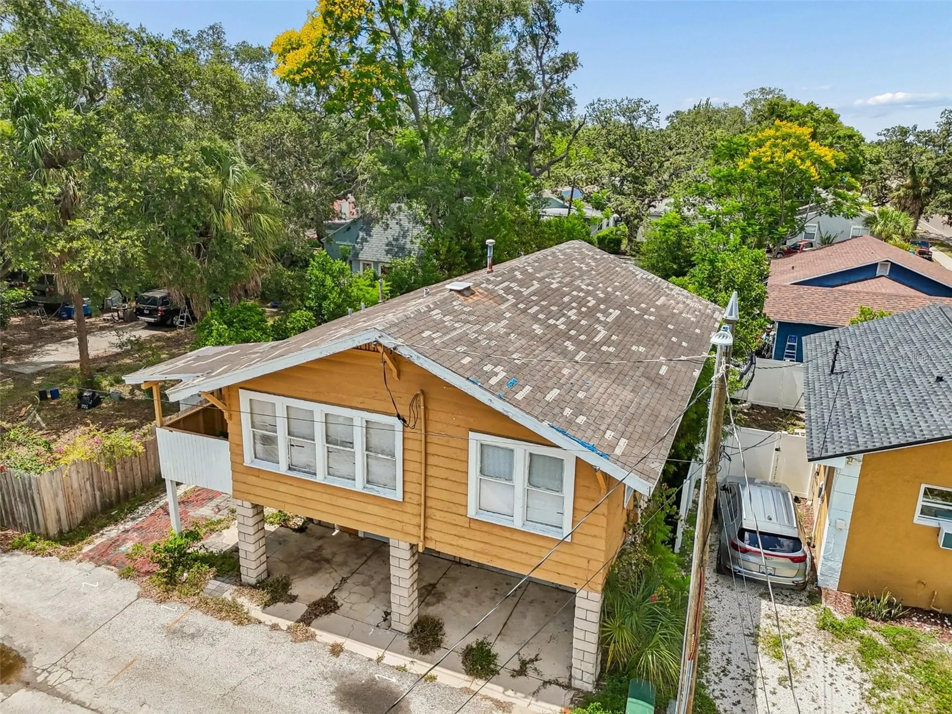 2210 20th Avenue S St Petersburg FL 33712