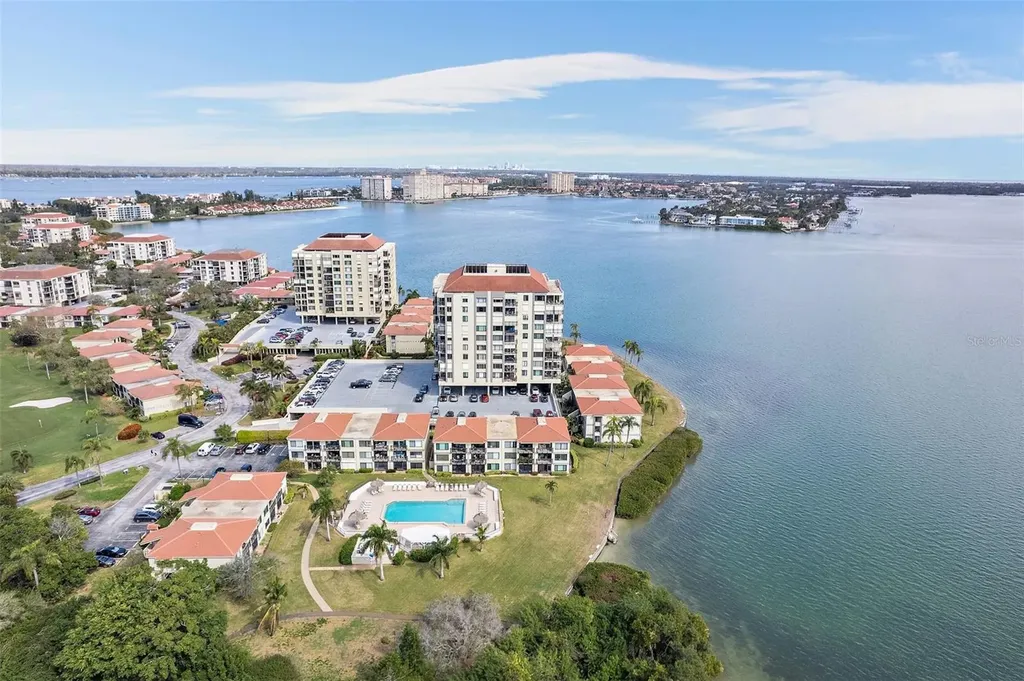6372 Palma Del Mar Boulevard S St Petersburg FL 33715