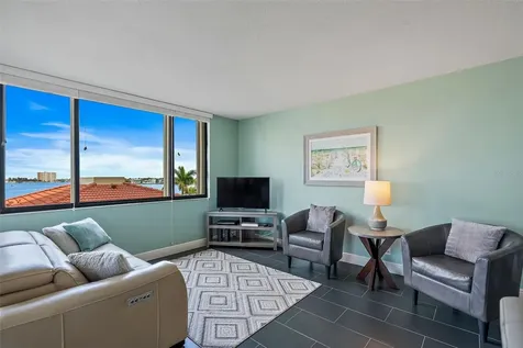 6372 Palma Del Mar Boulevard S St Petersburg FL 33715
