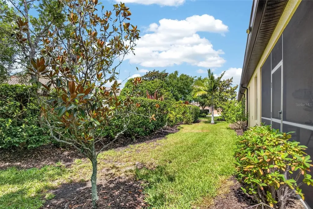 342 Bluewater Falls Court Apollo Beach FL 33572