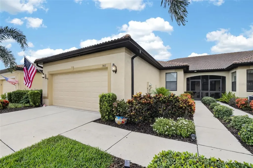 342 Bluewater Falls Court Apollo Beach FL 33572