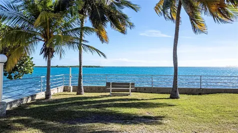 11 Calle A Guanica PR 00653
