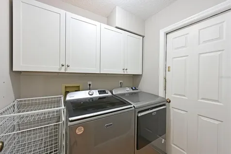 305 Mill Run E Bradenton FL 34212