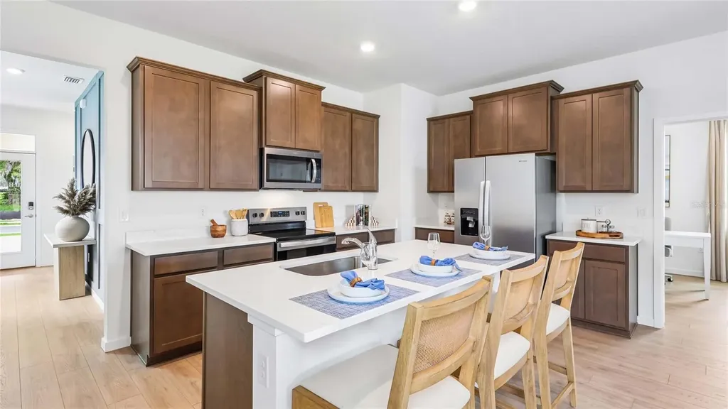 8625 Pinecrest Trail Wildwood FL 34785