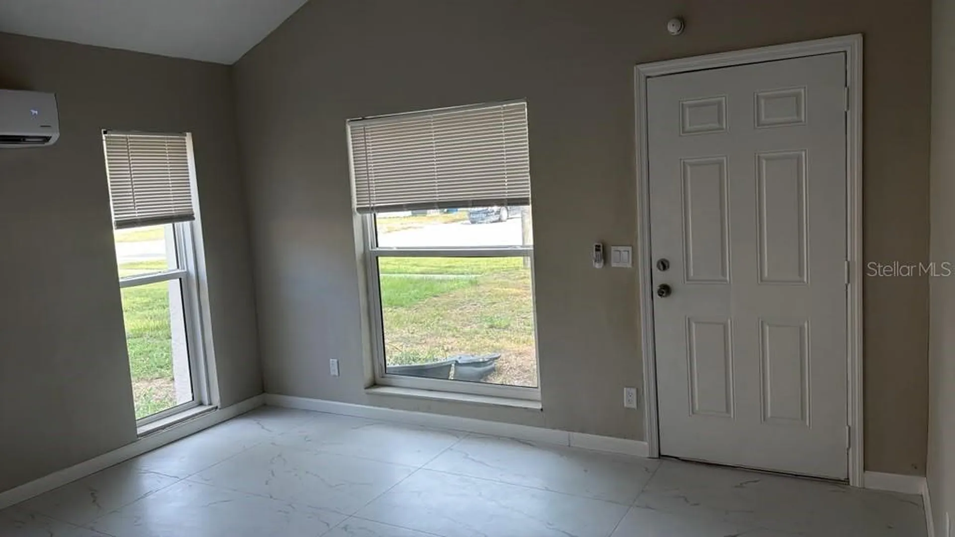 487 88th Avenue N St Petersburg FL 33702