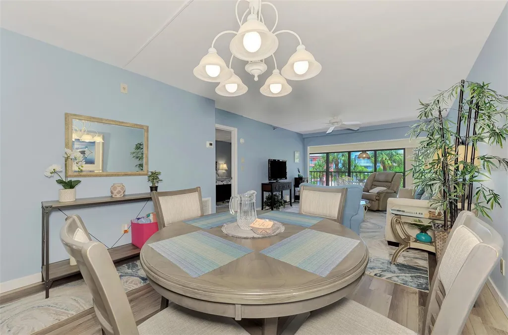 1551 Beach Road Englewood FL 34223