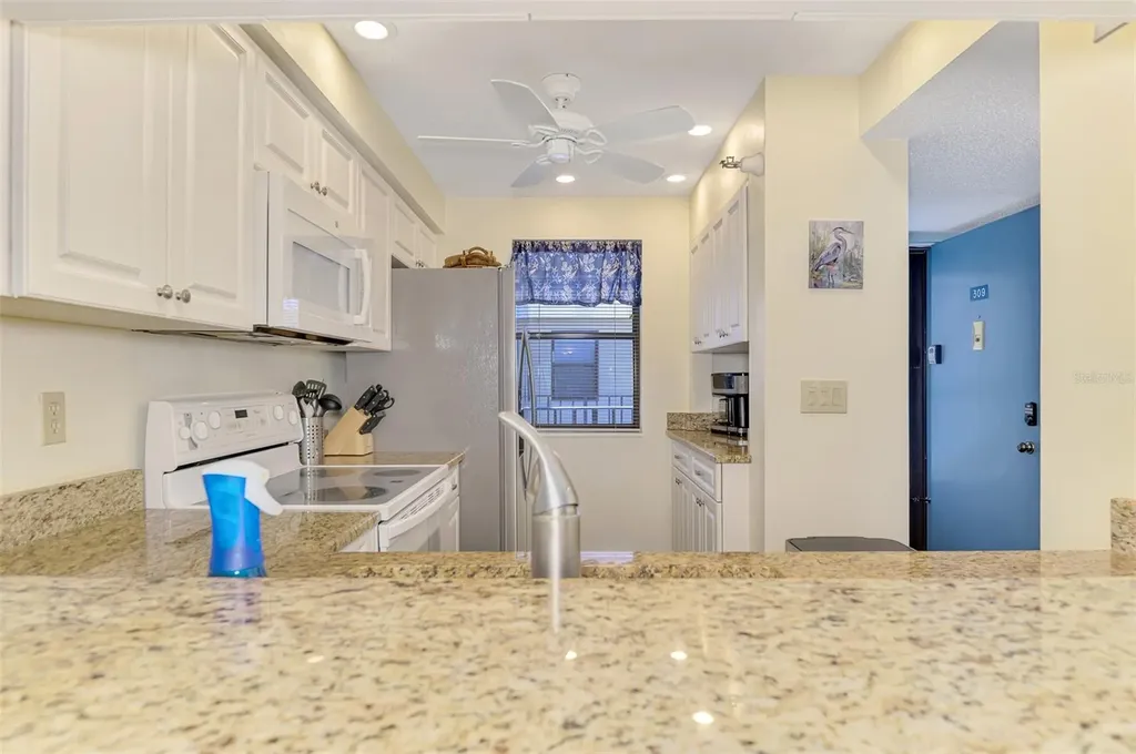 1551 Beach Road Englewood FL 34223