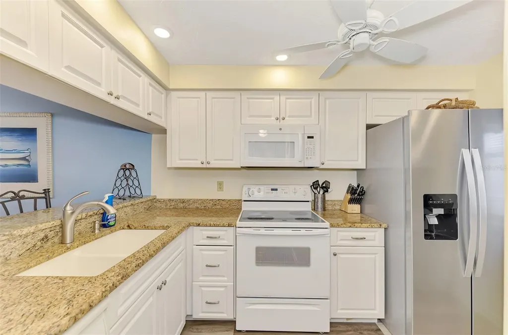 1551 Beach Road Englewood FL 34223