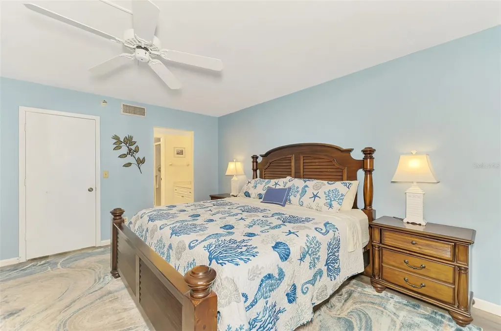 1551 Beach Road Englewood FL 34223