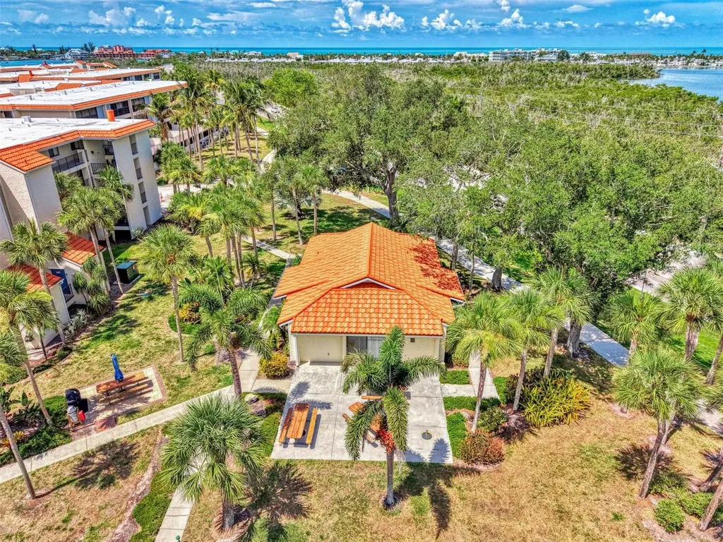 1551 Beach Road Englewood FL 34223