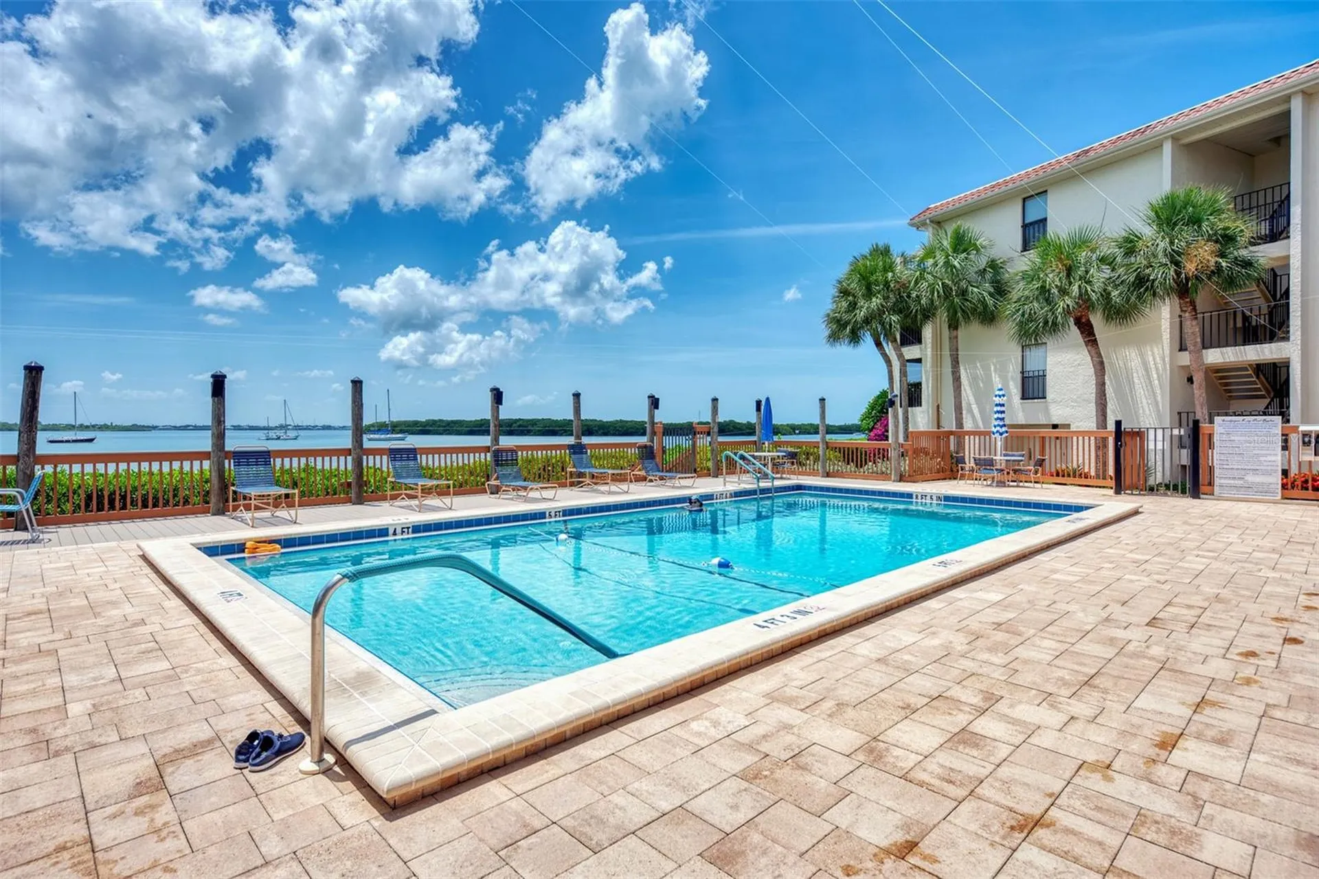 1551 Beach Road Englewood FL 34223