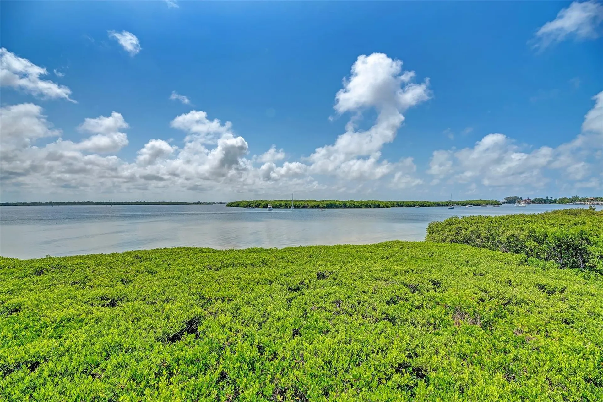 1551 Beach Road Englewood FL 34223