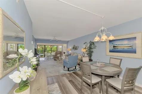1551 Beach Road Englewood FL 34223