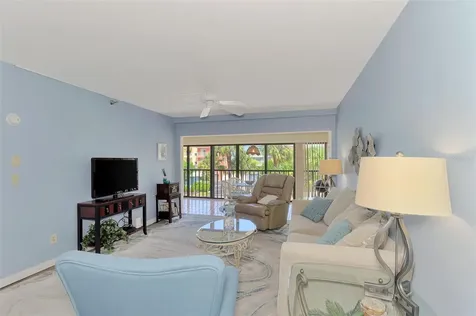 1551 Beach Road Englewood FL 34223