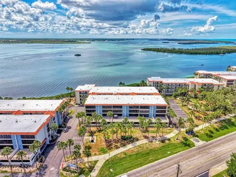 1551 Beach Road Englewood FL 34223