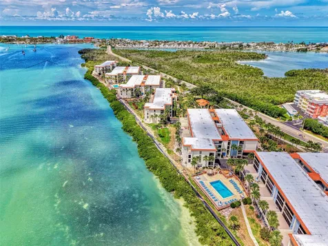 1551 Beach Road Englewood FL 34223