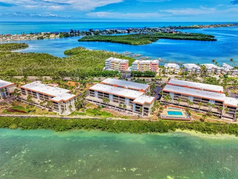 1551 Beach Road Englewood FL 34223