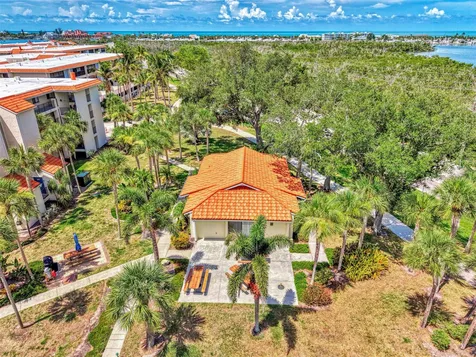 1551 Beach Road Englewood FL 34223