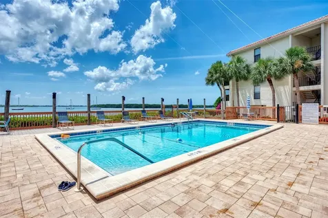 1551 Beach Road Englewood FL 34223
