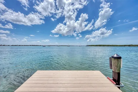 1551 Beach Road Englewood FL 34223