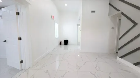 1245 N Pine Hills Road Orlando FL 32808