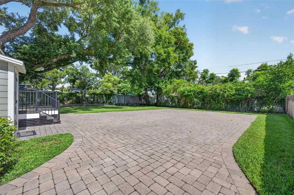 1225 E Amelia Street Orlando FL 32803