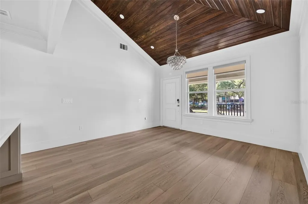 1225 E Amelia Street Orlando FL 32803