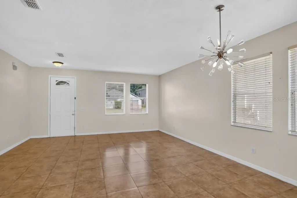1521 Blue Sky Way Clermont FL 34714