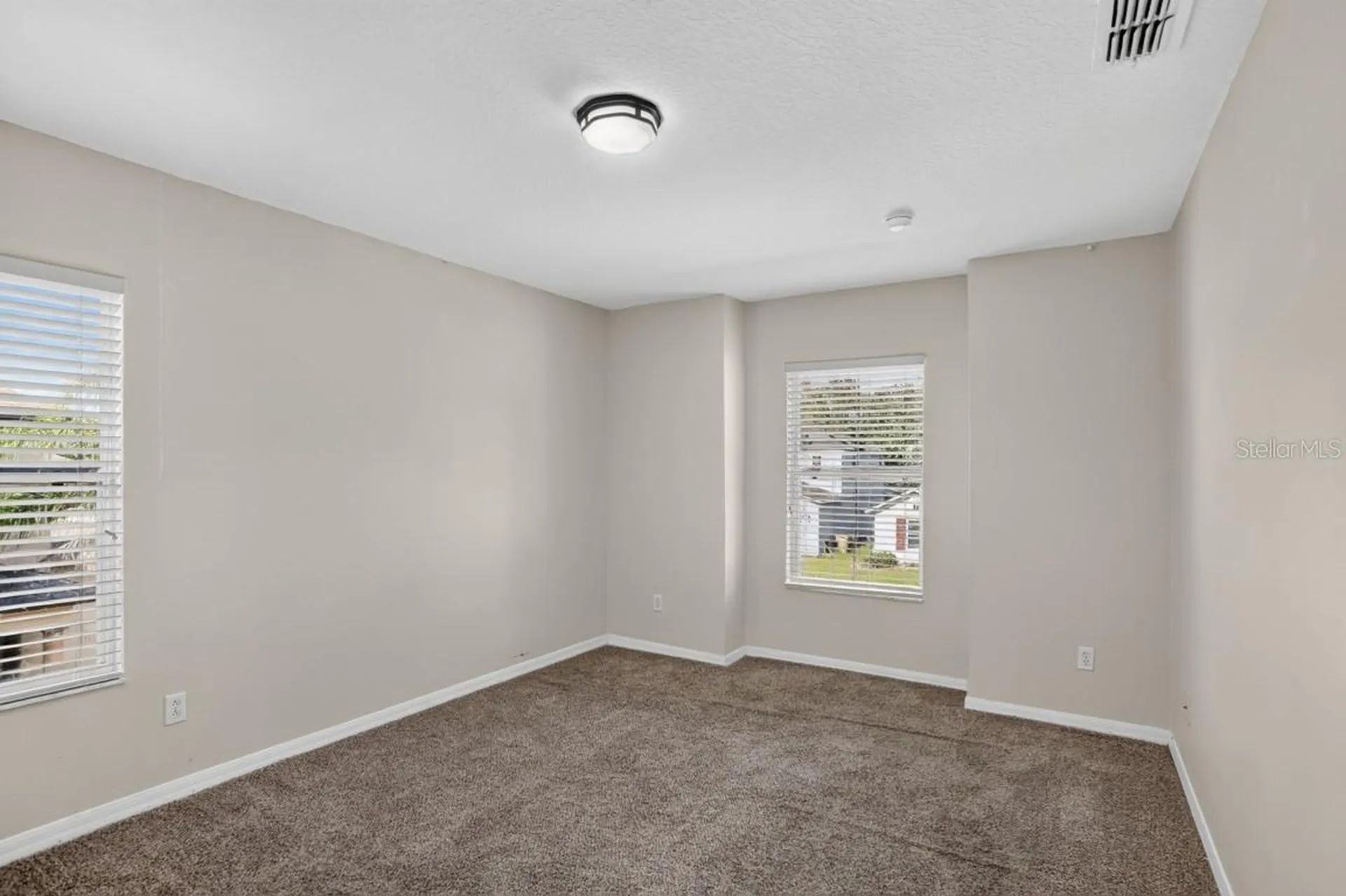 1521 Blue Sky Way Clermont FL 34714