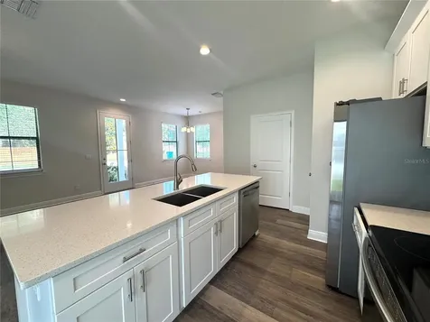 2861 Mayer Street Orlando FL 32806
