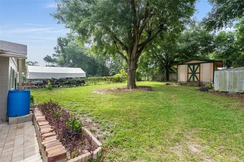 1015 W Montrose Street Clermont FL 34711