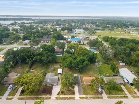 1015 W Montrose Street Clermont FL 34711