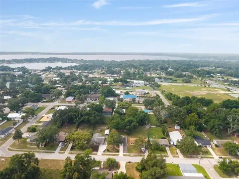 1015 W Montrose Street Clermont FL 34711