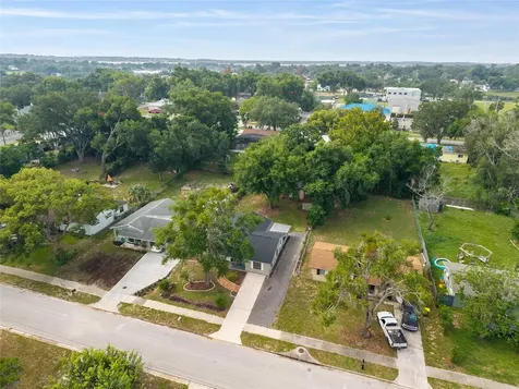 1015 W Montrose Street Clermont FL 34711
