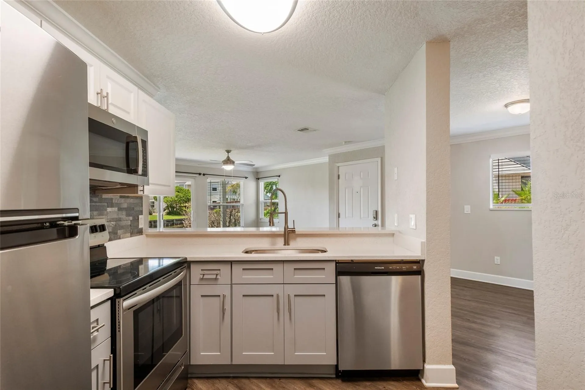 2568 Woodgate Boulevard Orlando FL 32822
