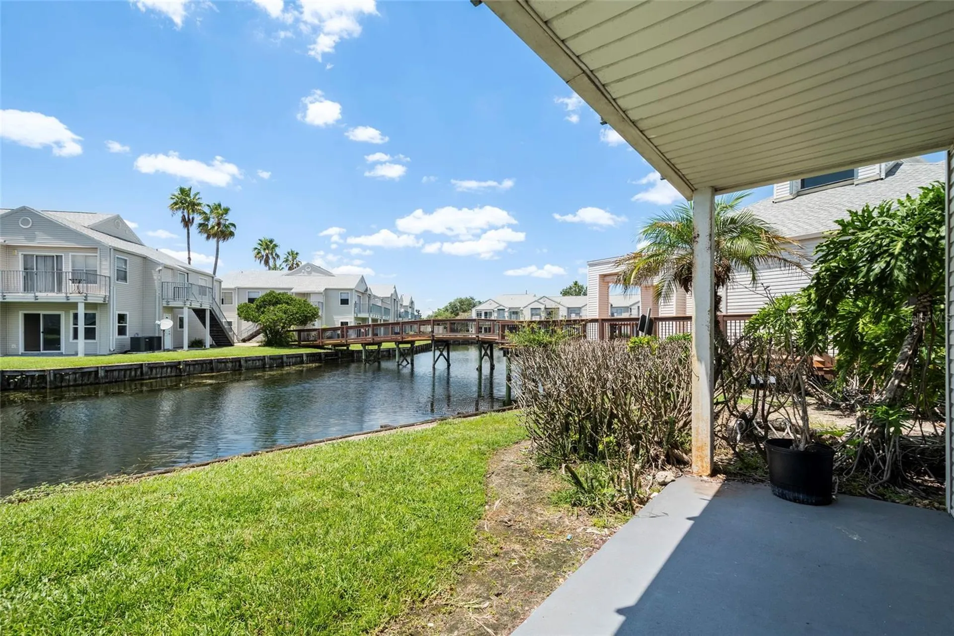 2568 Woodgate Boulevard Orlando FL 32822