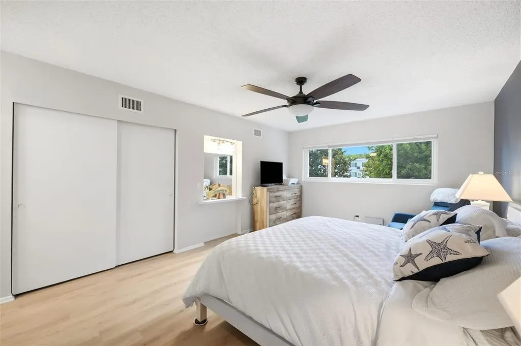 2435 Sumatran Way Clearwater FL 33763