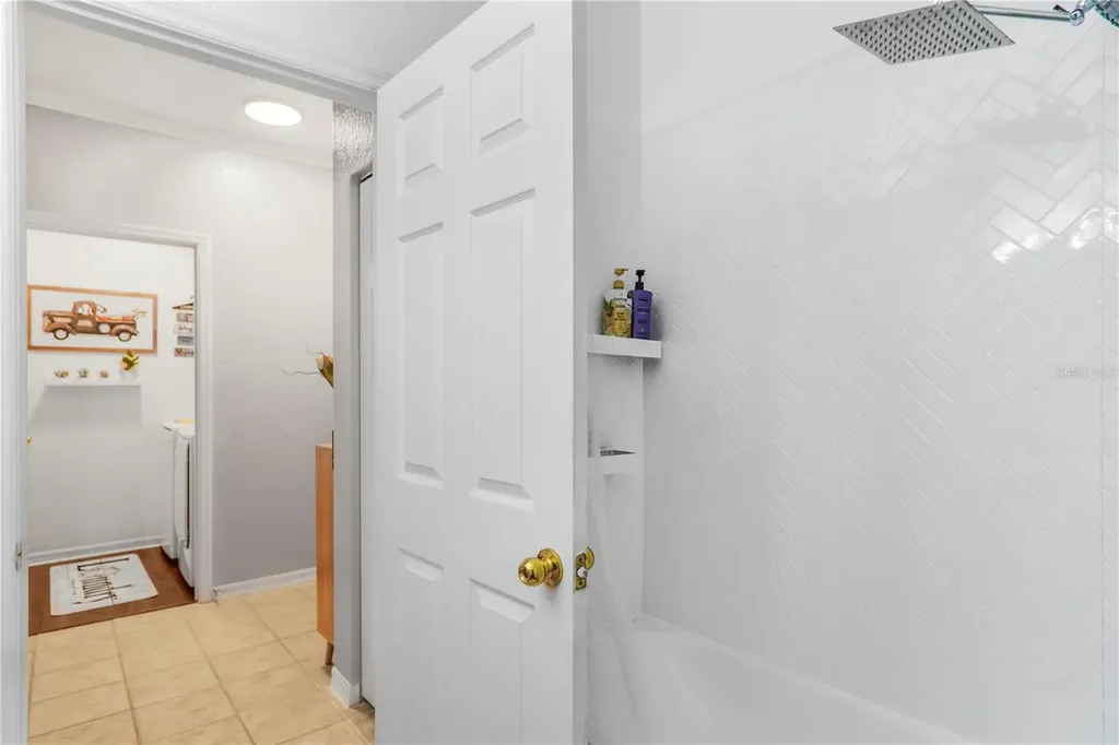 3605 Conroy Road Orlando FL 32839