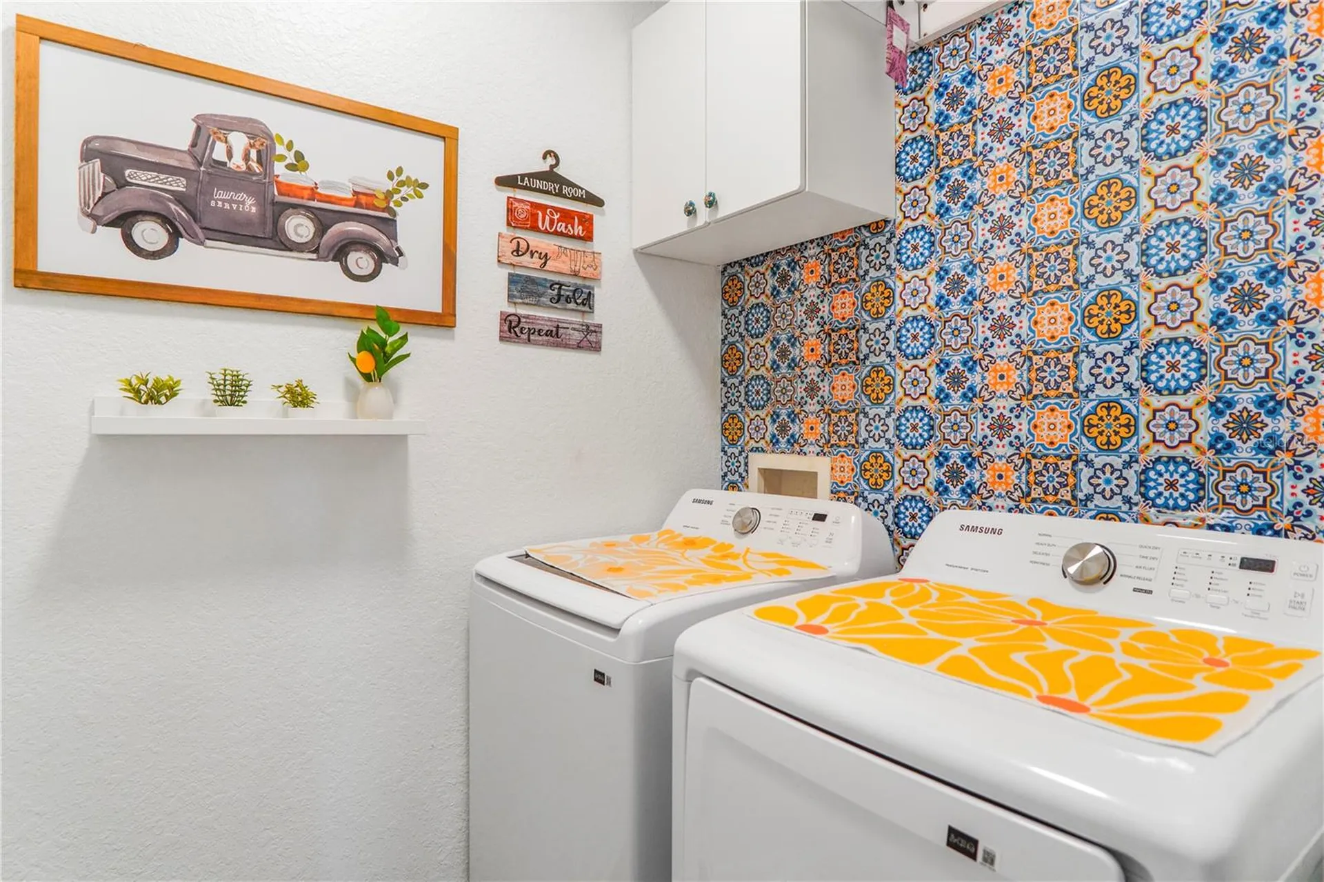 3605 Conroy Road Orlando FL 32839